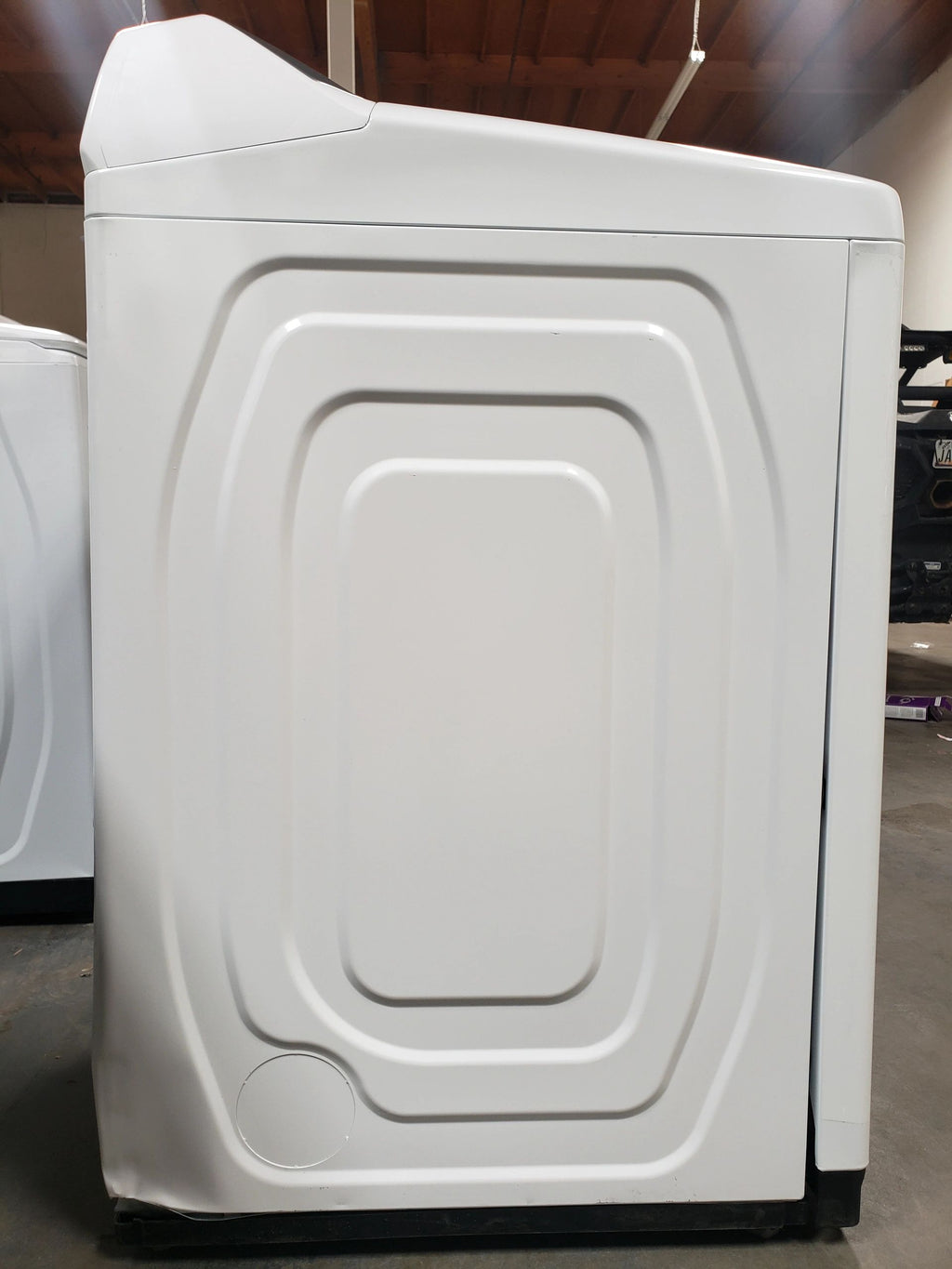 NEW Dent & Scratch. 7.4 cu. ft. White Electric Dryer with Sensor Dry. Model: DVE50R5200W