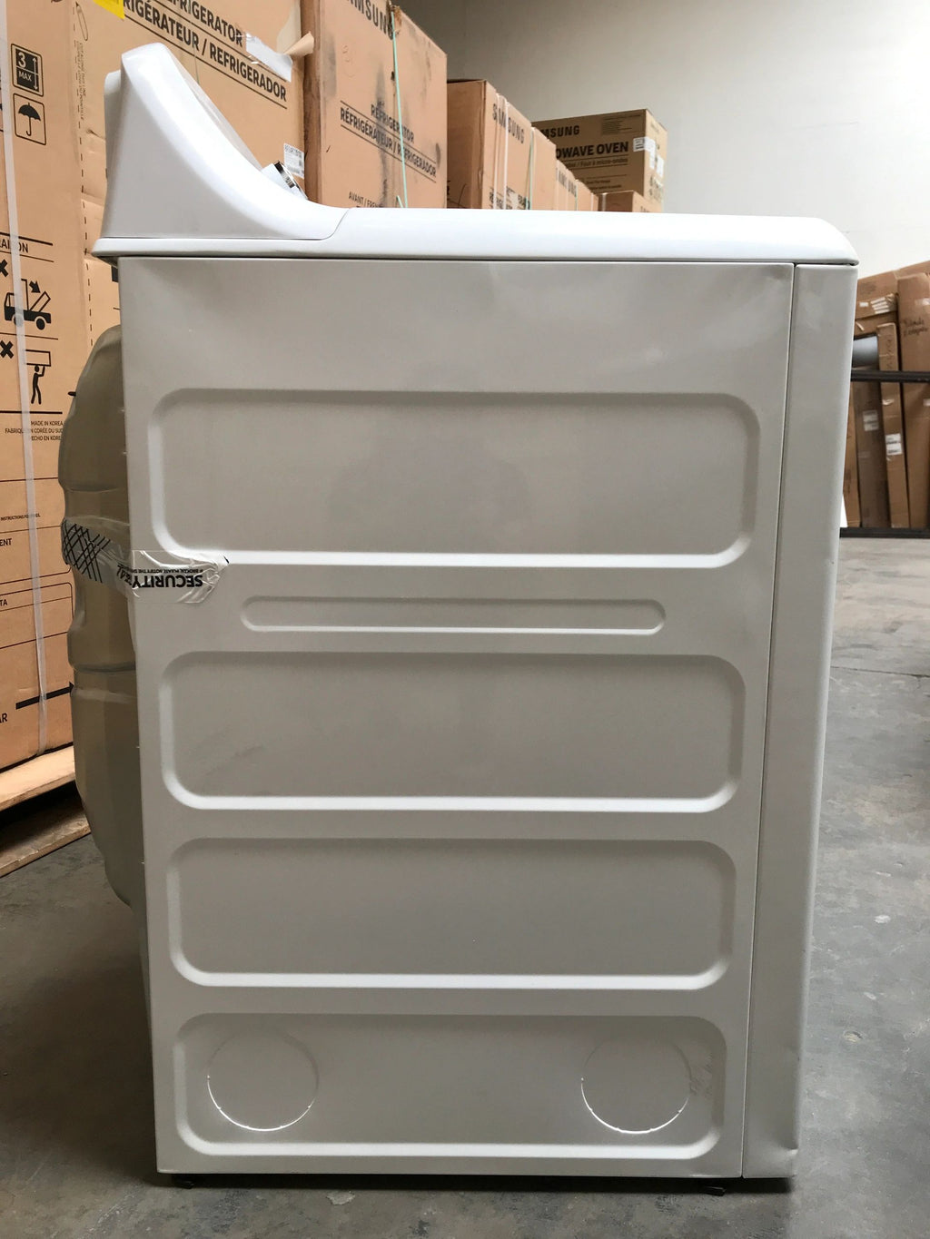 New Dent and Scratch. 7.2 cu. ft. 120 Volt White Gas Vented Dryer Model: GTD33GASK0WW
