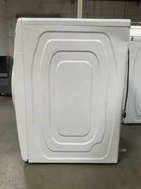 New Dent & Scratch. 7.5 cu. ft. 120-Volt White Gas Dryer with Sensor Dry (Pedestals Sold Separately) Model: DVG45T6000W