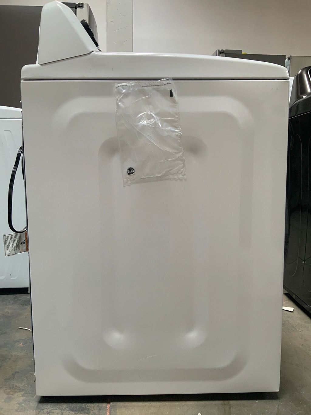 New Open Box. Maytag 4.3-cu ft High Efficiency Impeller Top-Load Washer (White) Model: MVWX655DW