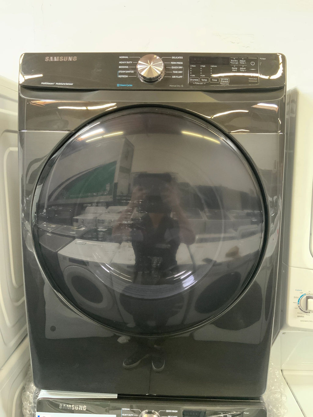 New Open Box. 7.5 cu. ft. Gas Dryer with Steam Sanitize+ in Black Stainless Steel. Model: DVG45R6100V